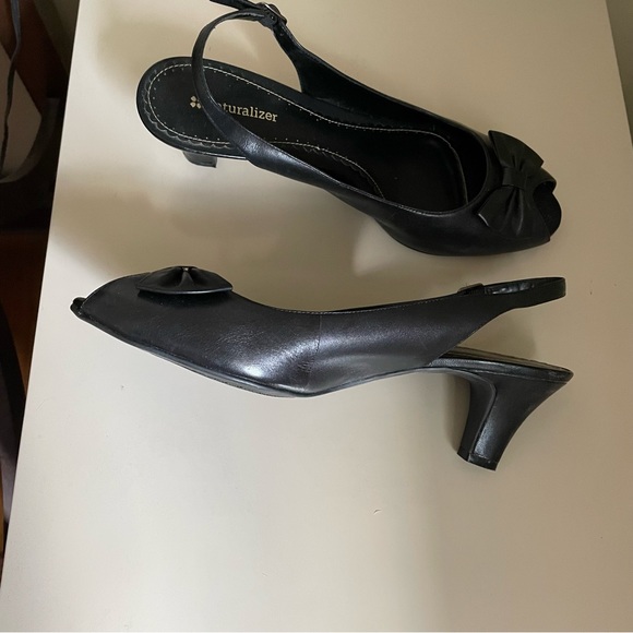 Naturalizer Women’s Leather shoes - Picture 2 of 4